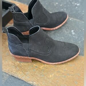 Vince Camuto Black Leather Boots